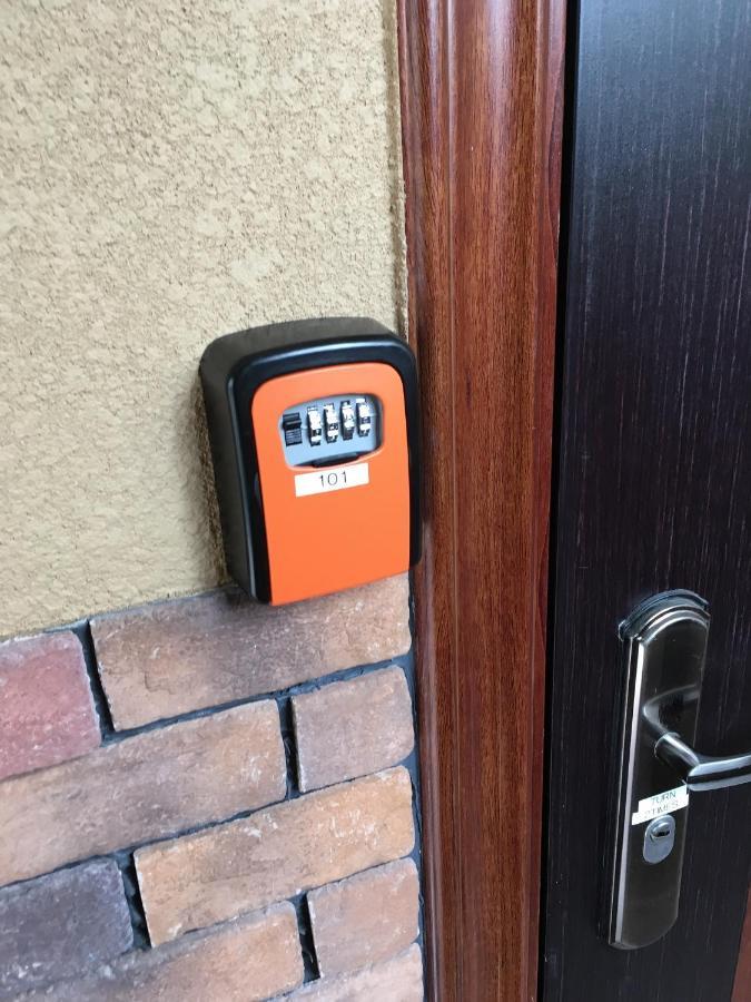玉出205 Wifi付 玉出駅から徒歩2分 地下鉄難波迄8分 Apartamento Osaca Exterior foto